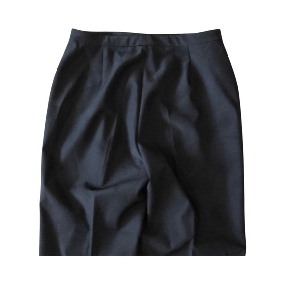 TAHARI 2 Piece Pant Suit With Elegant Peacock Feather Design - Picture 9 of 12